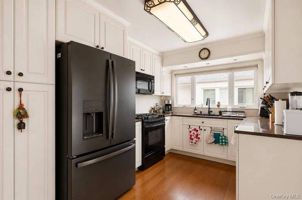2508 E 64th ST, Brooklyn, NY 11234