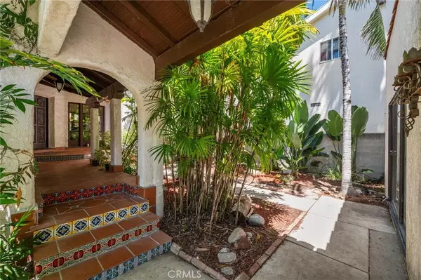 3325 S Pacific AVE, San Pedro, CA 90731