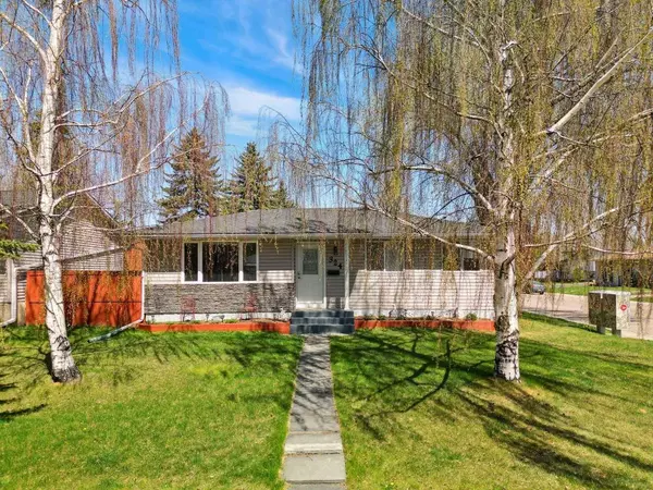 324 Lynnview CRES SE, Calgary, AB T2C 1Y4