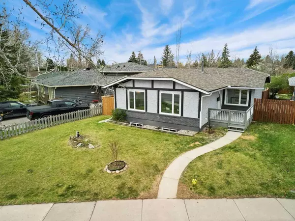 636 Midridge DR SE, Calgary, AB T2X 1C1