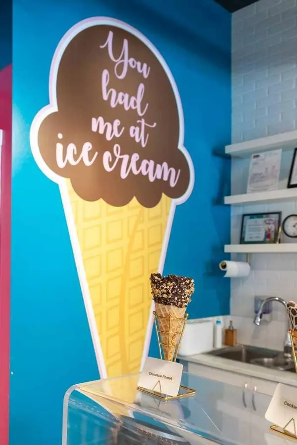 1109 9 AVE Southeast, Calgary, AB T2G 0S7