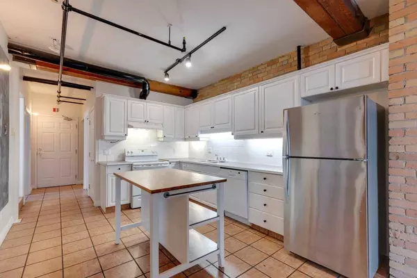 220 11 AVE SE #316, Calgary, AB T2G 0X8