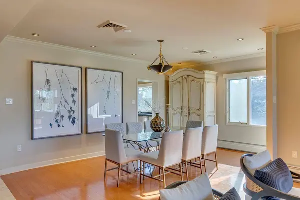 222 Eagle Ridge DR SW #3N, Calgary, AB T2V 2V7