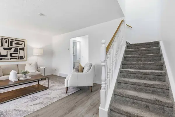 123 Queensland DR SE #60, Calgary, AB T2J 5J4