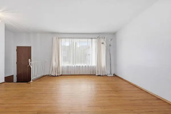 5044 Norris RD NW, Calgary, AB T2K 2P9