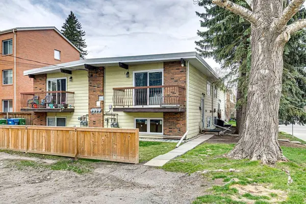 1939 33 ST SW #3, Calgary, AB T3E 2S6