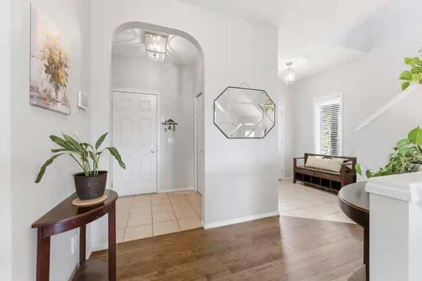 138 Bridlerange PL SW, Calgary, AB T2Y 0K8