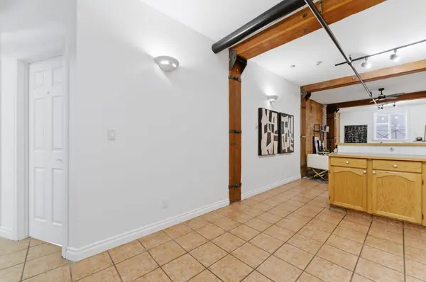 220 11 AVE SE #222, Calgary, AB T2G 0X8