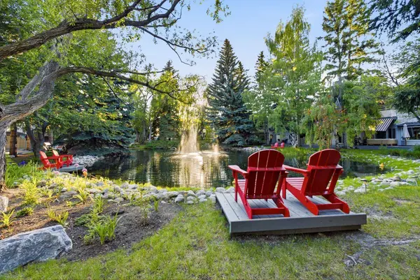 4037 42 ST NW #240, Calgary, AB T3A 2M9
