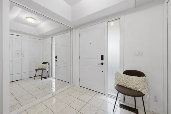 4037 42 ST NW #240, Calgary, AB T3A 2M9