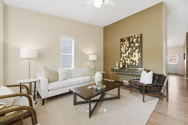 42 Prestwick Pond TER SE, Calgary, AB T2Z 3Z8