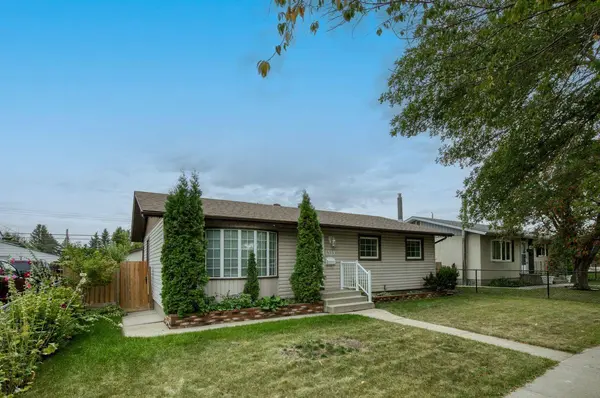 4919 Marlborough DR NE, Calgary, AB T2A 2Z4