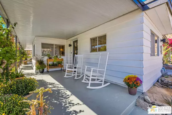 521 Jade Ln, Palm Springs, CA 92264