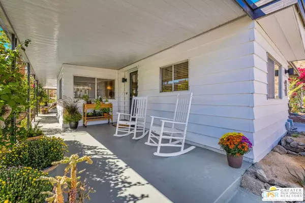 521 Jade LN, Palm Springs, CA 92264