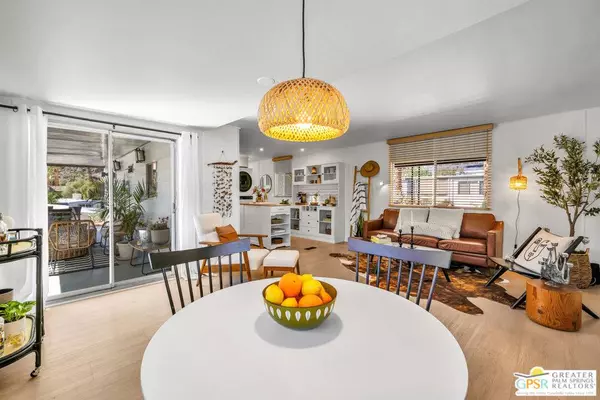 521 Jade LN, Palm Springs, CA 92264