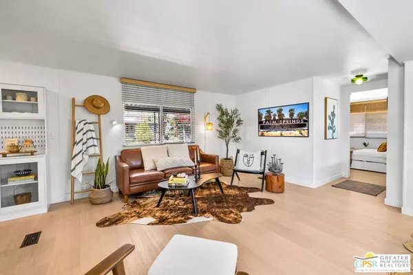 521 Jade LN, Palm Springs, CA 92264