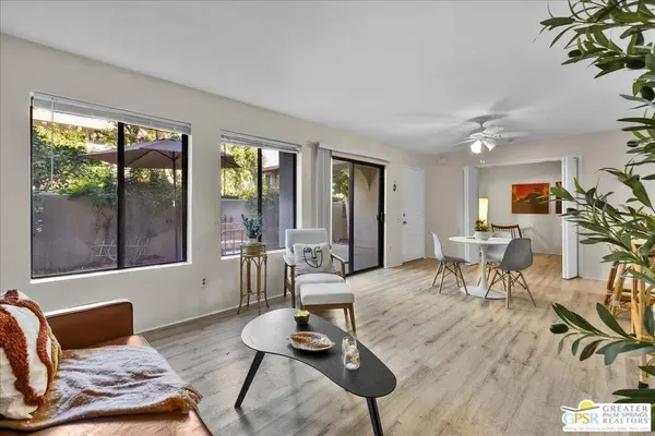 1150 E Amado Rd #17A1, Palm Springs, CA 92262