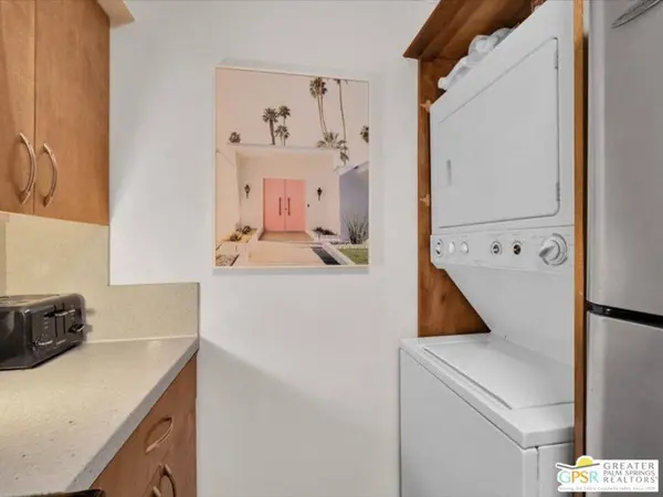N Hermosa Dr #5D1, Palm Springs, CA 92262