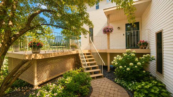 2820 W 15th ST, Duluth, MN 55806