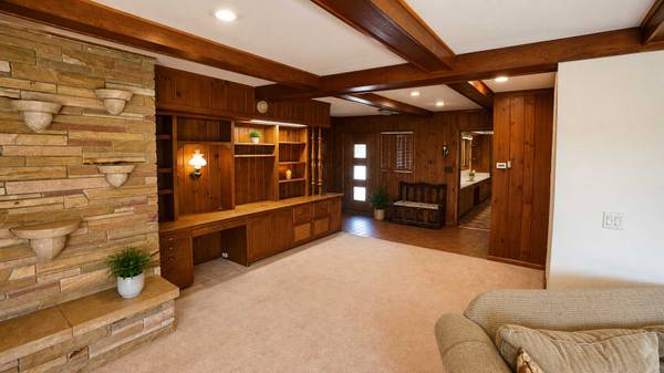 N6367 Pond ST, Manawa, WI 54949