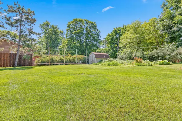 5501 Holiday RD, Minnetonka, MN 55345