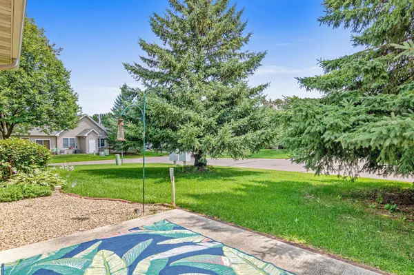 430 Hayes DR #62, Hastings, MN 55033