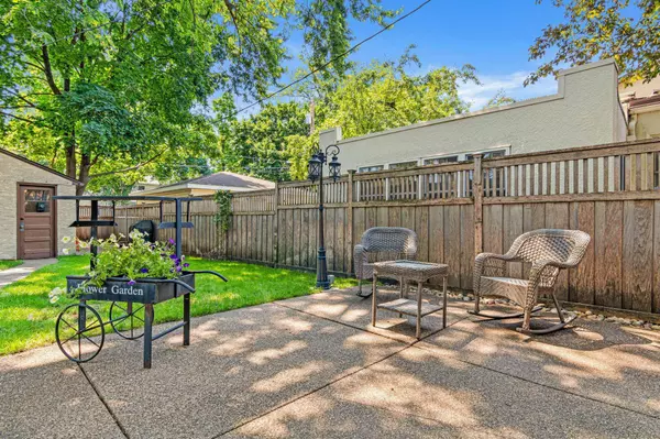 2152 Juno AVE, Saint Paul, MN 55116