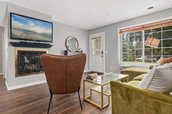 8384 Annapolis WAY, Eden Prairie, MN 55344