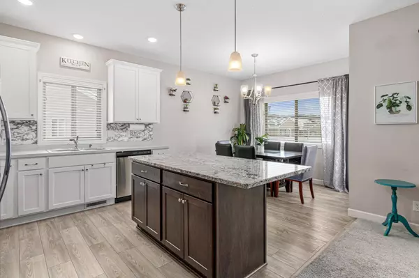 6023 Iris LN, Rockford, MN 55373