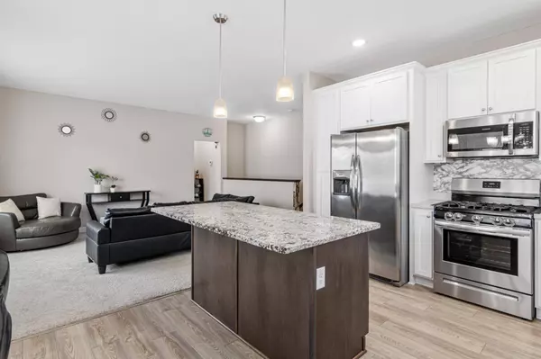 6023 Iris LN, Rockford, MN 55373