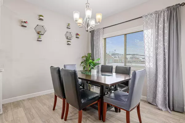 6023 Iris LN, Rockford, MN 55373