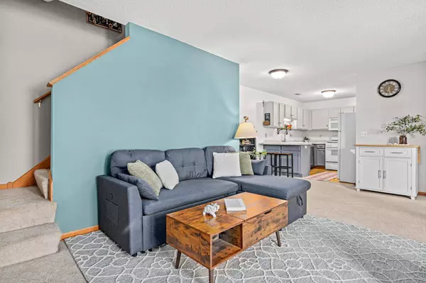 1109 Primrose LN, Waconia, MN 55387