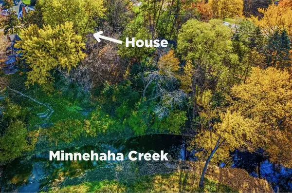 4023 Wood End DR, Edina, MN 55424