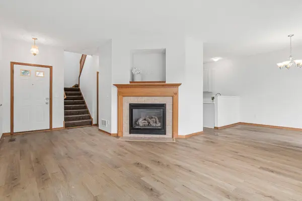 16913 90th CT N, Maple Grove, MN 55311