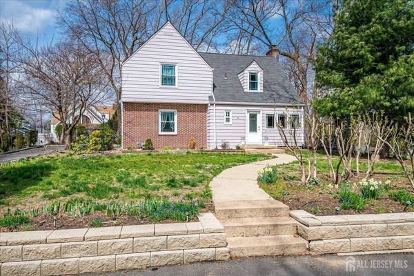 41 Pershing AVE, Sayreville, NJ 08872