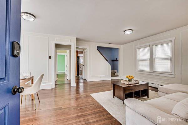 205 Midland AVE, Metuchen, NJ 08840