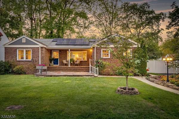 33 Ethel Pl, Metuchen Boro, NJ 08840