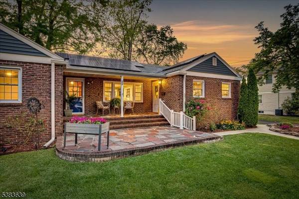 33 Ethel Pl, Metuchen Boro, NJ 08840