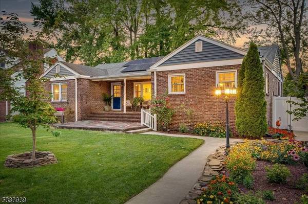 33 Ethel Pl, Metuchen Boro, NJ 08840