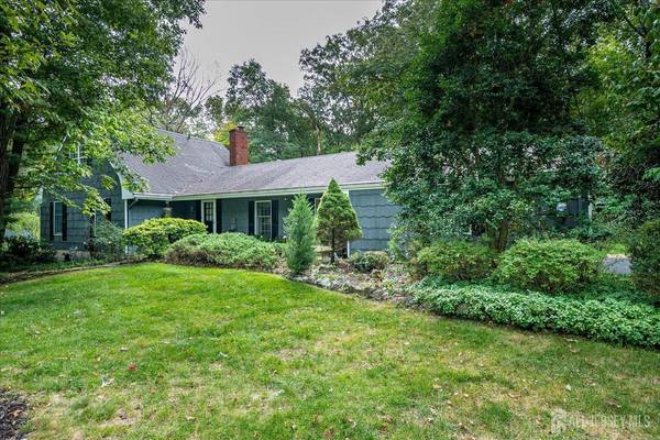 1116 Cambridge LN, Bridgewater, NJ 08807