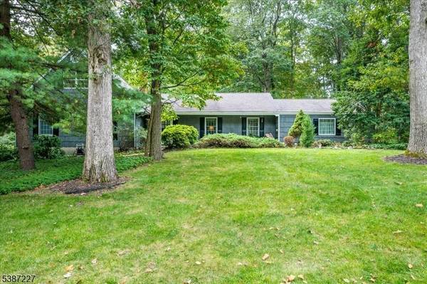 1116 Cambridge Ln, Bridgewater Twp., NJ 08807