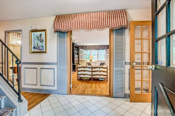 1116 Cambridge LN, Bridgewater, NJ 08807