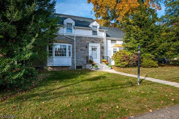 47 Clive St, Metuchen Boro, NJ 08840