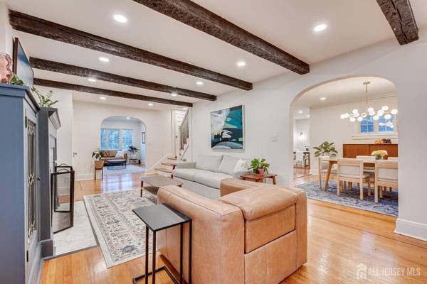 143 Lake AVE, Metuchen, NJ 08840