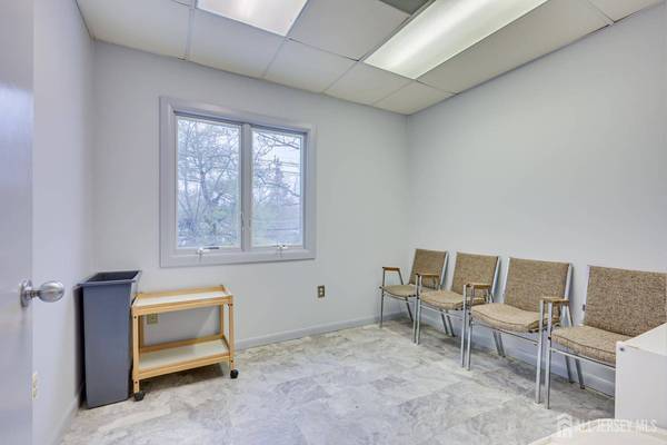 11 Clyde RD, Franklin Twsp, NJ 08873