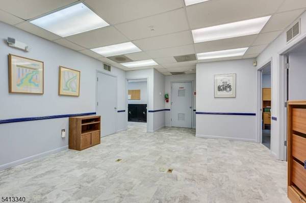 11 Clyde Rd, Franklin Twp., NJ 08873