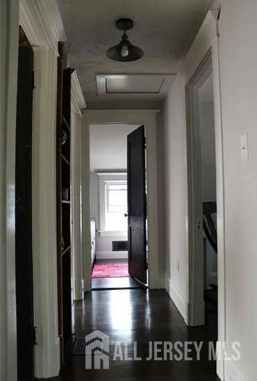 272 Lake AVE, Metuchen, NJ 08840