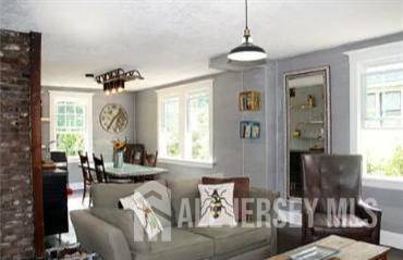 272 Lake AVE, Metuchen, NJ 08840