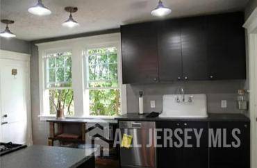 272 Lake AVE, Metuchen, NJ 08840