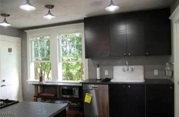 272 Lake Ave, Metuchen Boro, NJ 08840